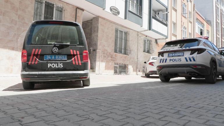 Esenyurtta evinin önünde silahlı saldırıya uğrayan kişi hayatını kaybetti
