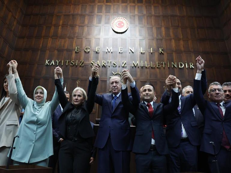 Cumhurbaşkanı Erdoğan: Örgütün tasfiye sürecini hızlandıracak bir yasal çerçeve üzerinde çalışıyoruz
