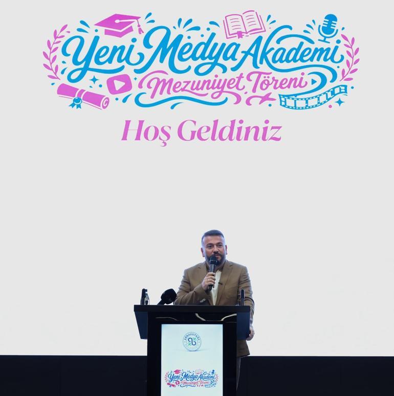 Arnavutköyde Yeni Medya Akademi ikinci dönem mezunlarını verdi