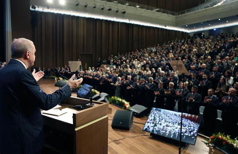Cumhurbaşkanı Erdoğan: Unutmayın, hepimiz bulunduğumuz koltuklara milletin takdiriyle geldi