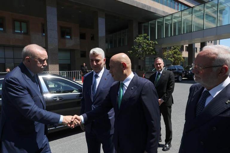 Cumhurbaşkanı Erdoğan: 1 yılda yaptığımız ihracatı artık 1 ayda yapıyoruz