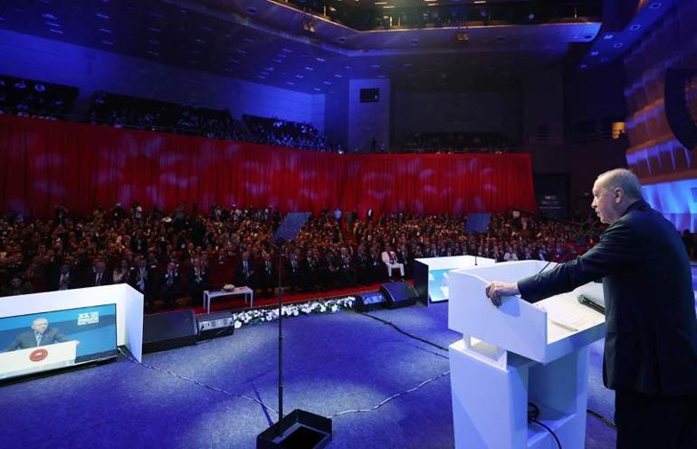 Cumhurbaşkanı Erdoğan: 1 yılda yaptığımız ihracatı artık 1 ayda yapıyoruz