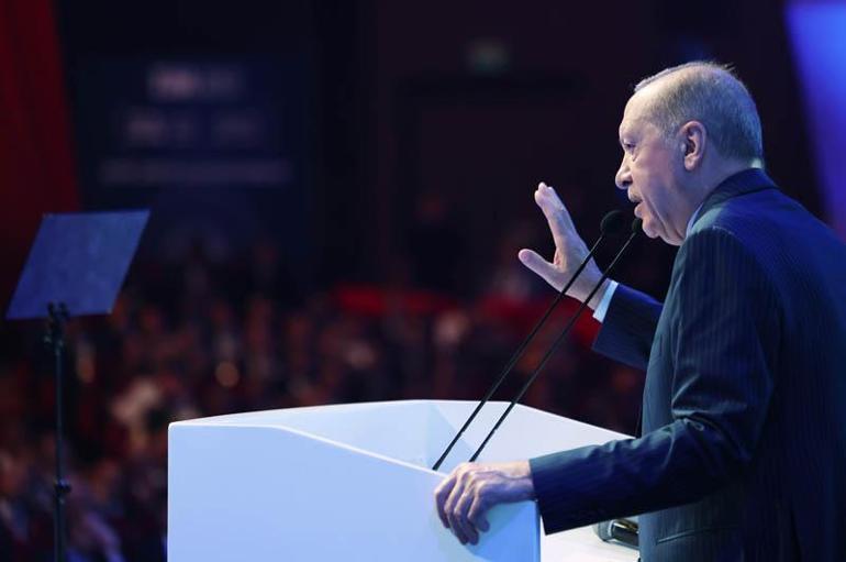 Cumhurbaşkanı Erdoğan: 1 yılda yaptığımız ihracatı artık 1 ayda yapıyoruz