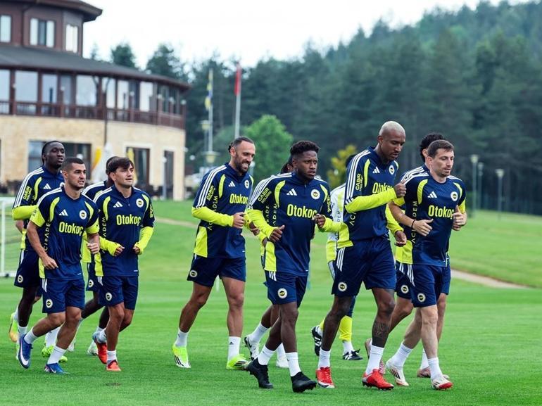 Fenerbahçe, Topuk Yaylasında hazırlıklarını sürdürüyor
