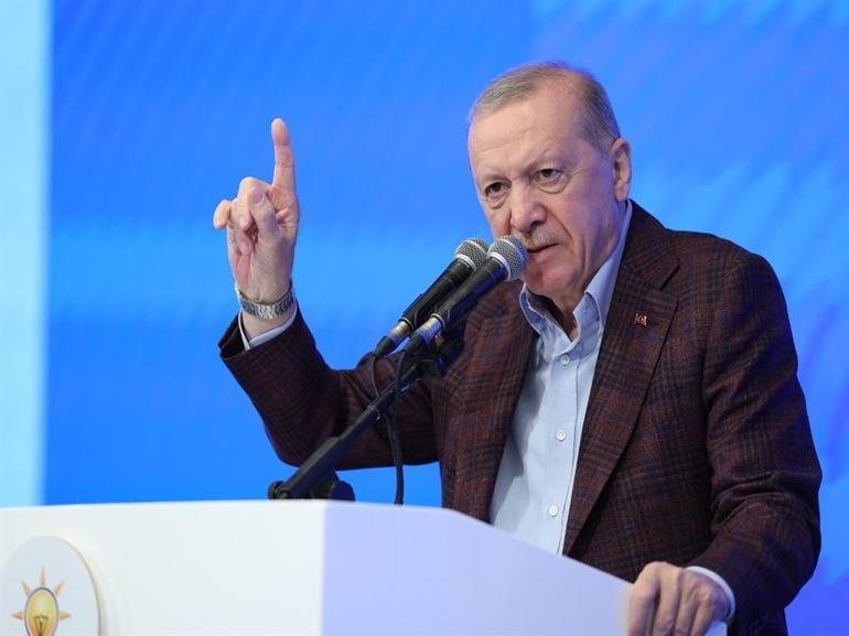 Cumhurbaşkanı Erdoğan: Türkiyenin, vesayetten arınmış bir ana muhalefete ihtiyaç duyduğu açıktır