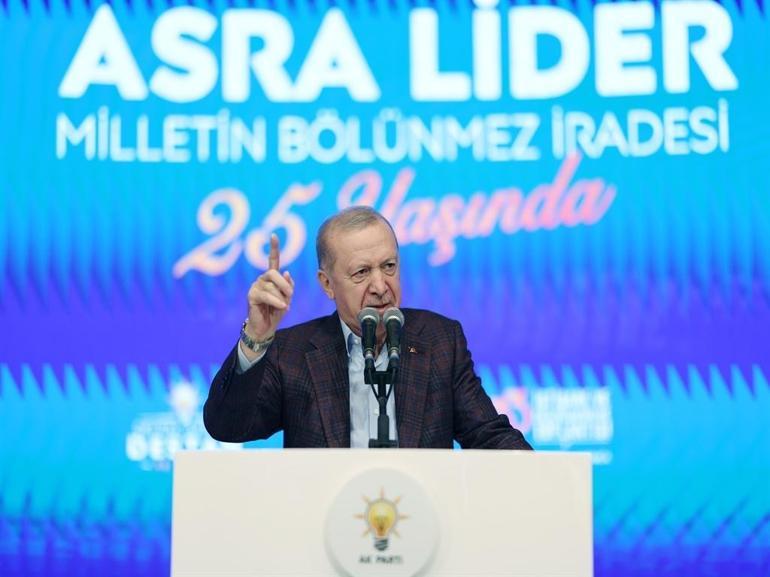 Cumhurbaşkanı Erdoğan: Türkiyenin, vesayetten arınmış bir ana muhalefete ihtiyaç duyduğu açıktır