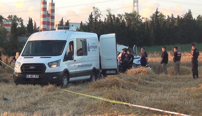 Silivride yolcu minibüsü devrildi; 2 ölü, 10 yaralı