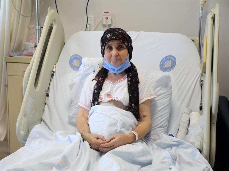Diyalize bağlı geçen 30 yıldan sonra hem böbreğine hem de özgürlüğüne kavuştu