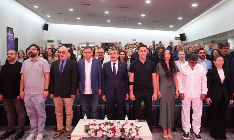 Öğretmenlere tiyatro eğitimi