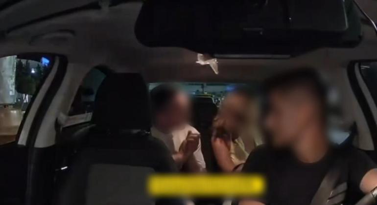 Yolunu kestiği taksiciyle tartışıp, araçtaki turistlerde korkuya neden olan sürücüye 180 bin lira ceza