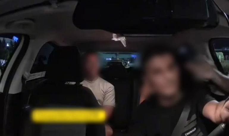 Yolunu kestiği taksiciyle tartışıp, araçtaki turistlerde korkuya neden olan sürücüye 180 bin lira ceza