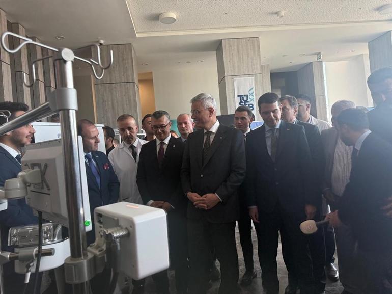 Bakan Memişoğlu: 41 kritik tıbbi cihazı yerli imkanlarla üretmek üzere yol haritamızı oluşturduk