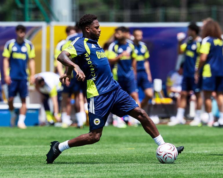 Fenerbahçe, Topuk Yaylasında hazırlıklarını sürdürdü