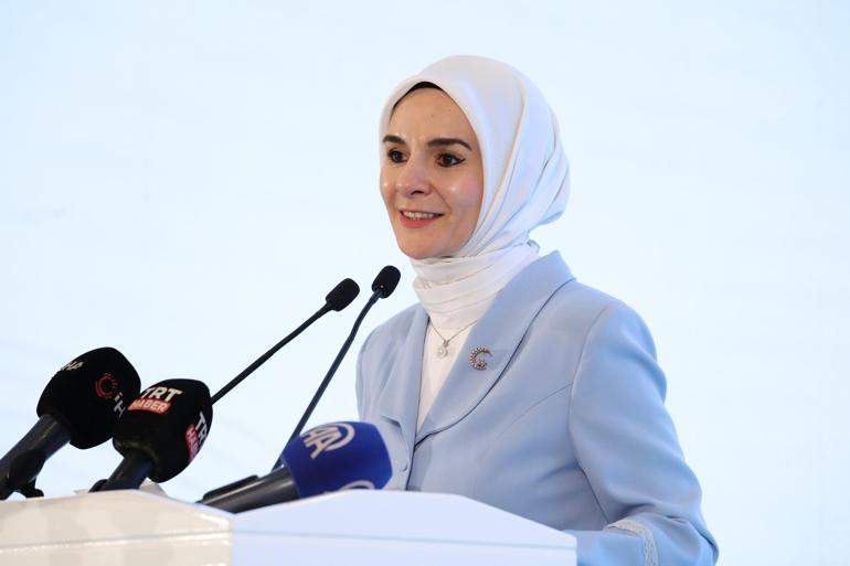 Bakan Göktaş: 11 bin 22 çocuğumuz 9 bin 277 koruyucu ailemizin yanında