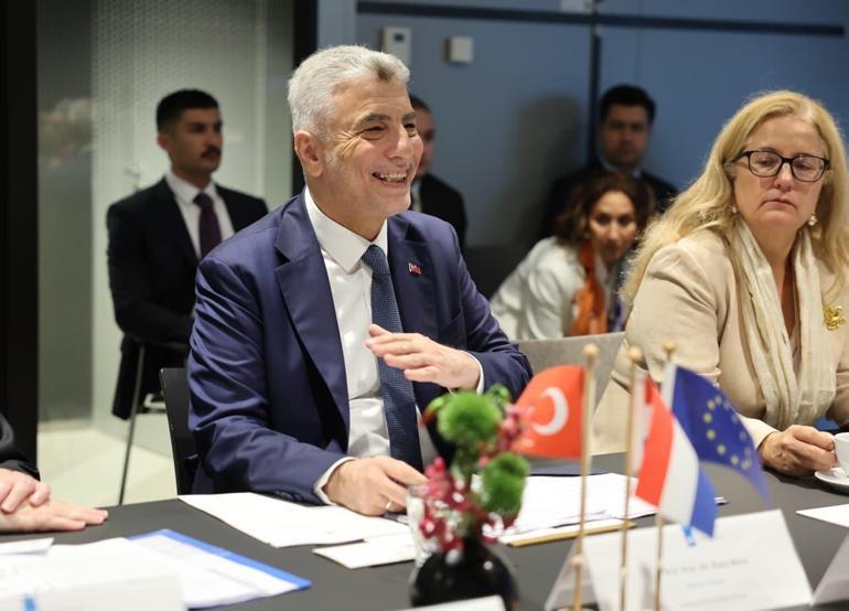 Ticaret Bakanı Ömer Bolat, Hollanda’da