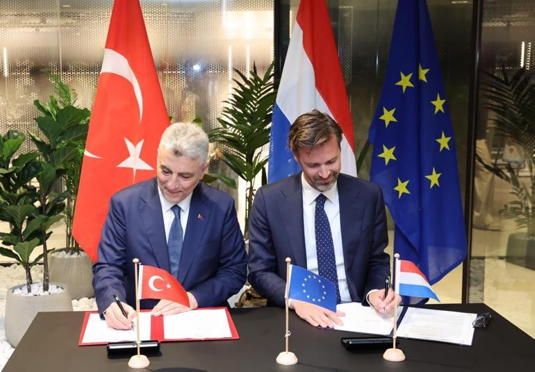 Ticaret Bakanı Ömer Bolat, Hollanda’da
