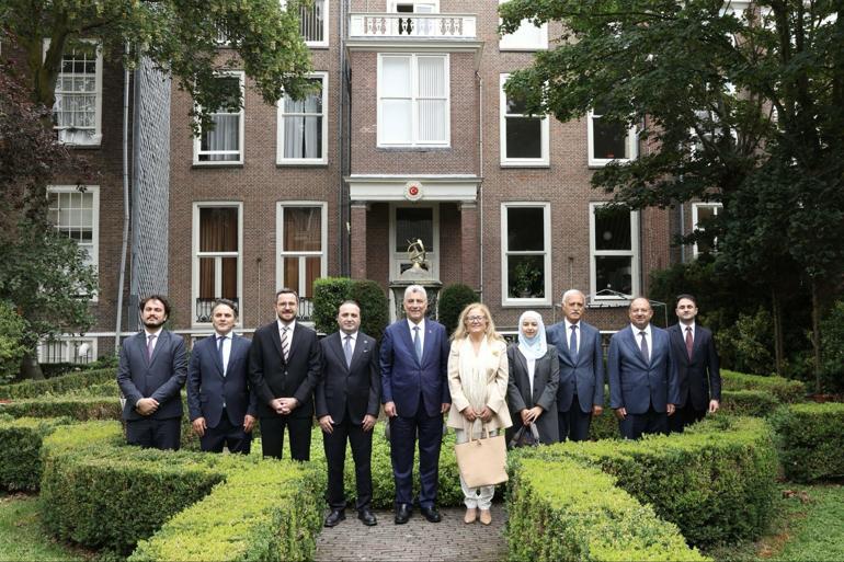 Bakan Bolat, Hollandalı mevkidaşı Sjoerdsma ile ‘Türkiye-Hollanda İş Forumu’nun açılışını gerçekleştirdi