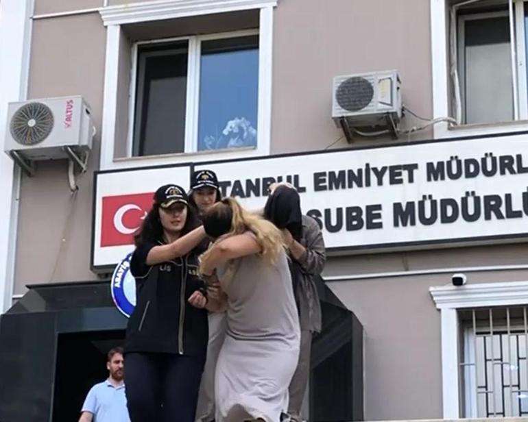 İstanbulda güpegündüz ev soyan 3 kadın yakalandı; 238 suç kaydı çıktı