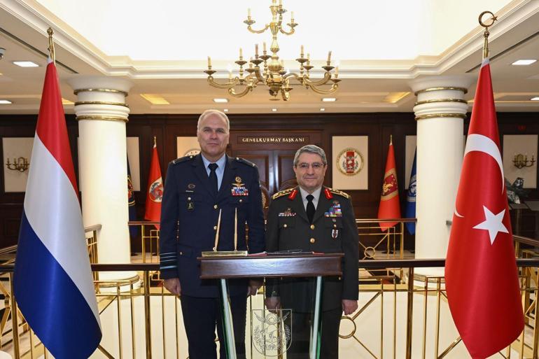 Genelkurmay Başkanı Bayraktaroğlu, Hollandalı mevkidaşı Eichelsheim ile görüştü