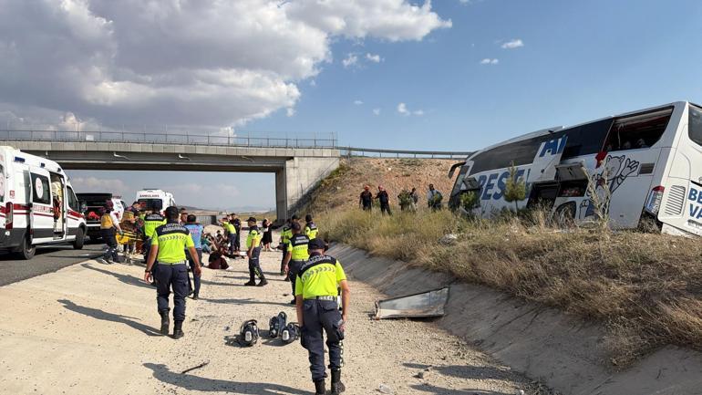 Aksaray’da otobüs yoldan çıktı; 40 yaralı
