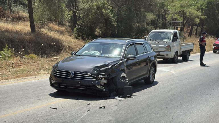 İki otomobilin çarpışması kamerada; 2 yaralı