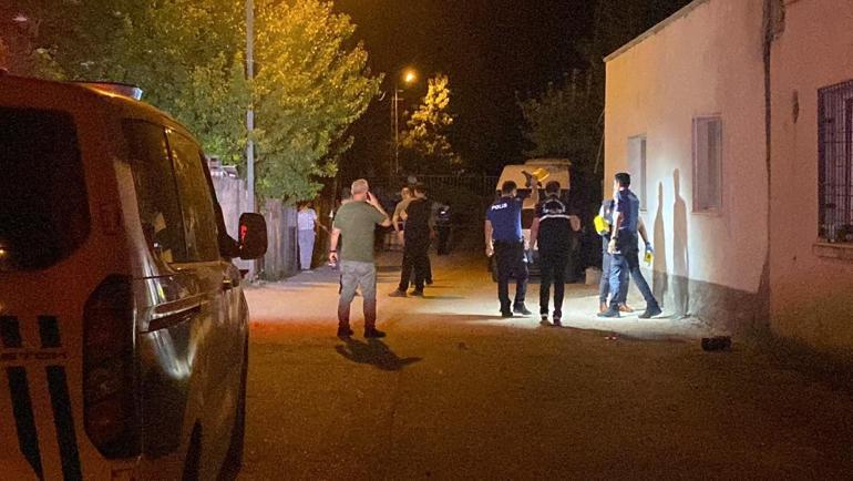 Adanada silahlı kavga: 1i ağır 4 yaralı
