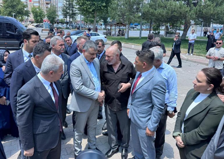 Bakan Çiftçi Konyada