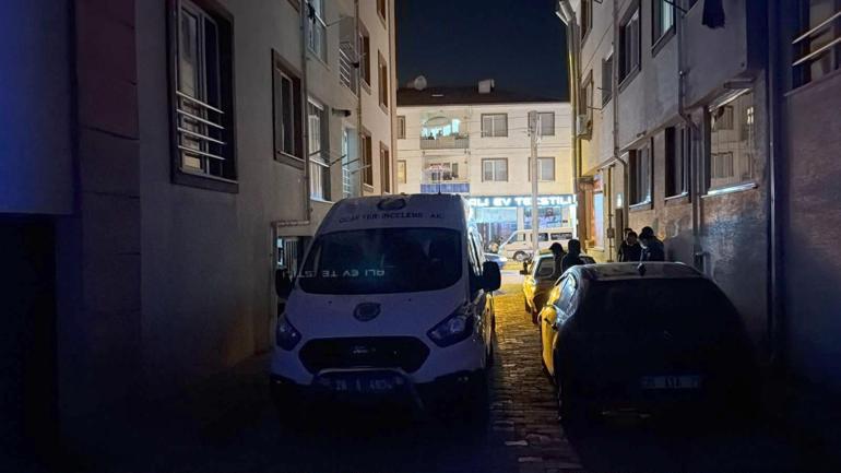 Evinde ölü bulundu