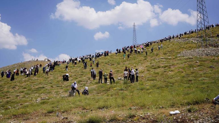 Kurtulmuş: Kardeşliğimizi gözümüzün içi gibi koruyacağız