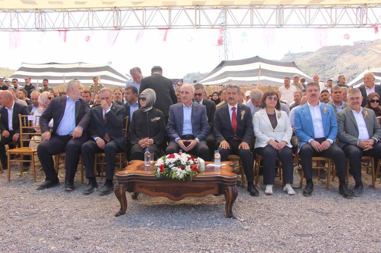 Kurtulmuş: Kardeşliğimizi gözümüzün içi gibi koruyacağız