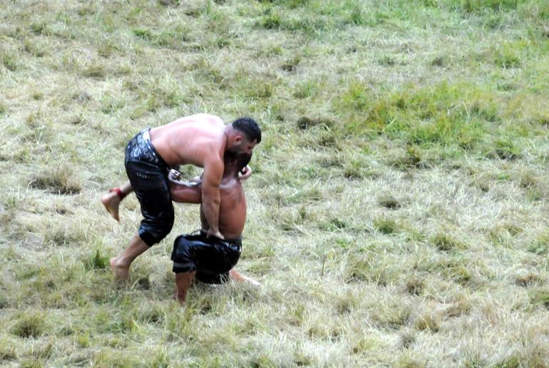 665’inci tarihi Kırkpınar Yağlı Güreşleri’nde başpehlivan Erkan Taş oldu