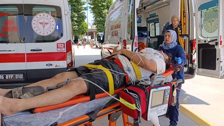 Çarpıştığı kamyonetin altında kalan motosikletli kazadan 7 gün sonra öldü