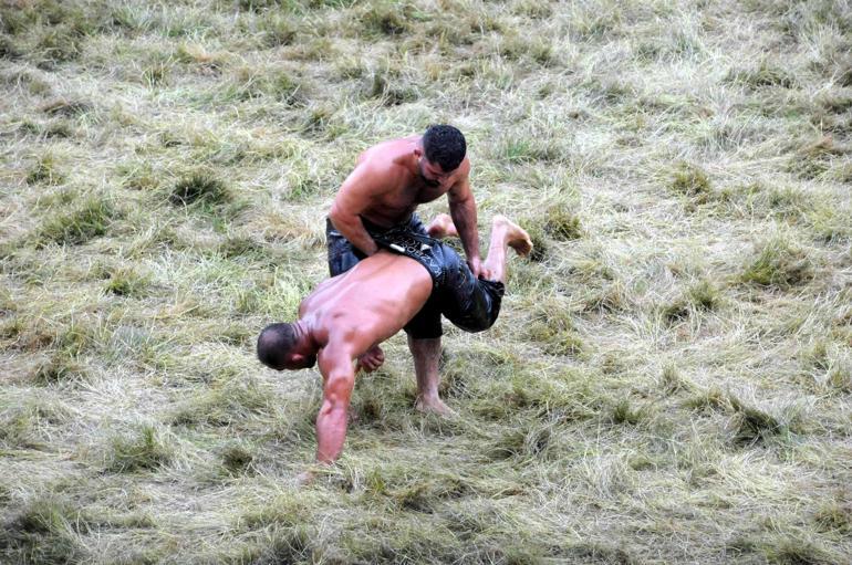 665’inci tarihi Kırkpınar Yağlı Güreşleri’nde başpehlivan Erkan Taş oldu