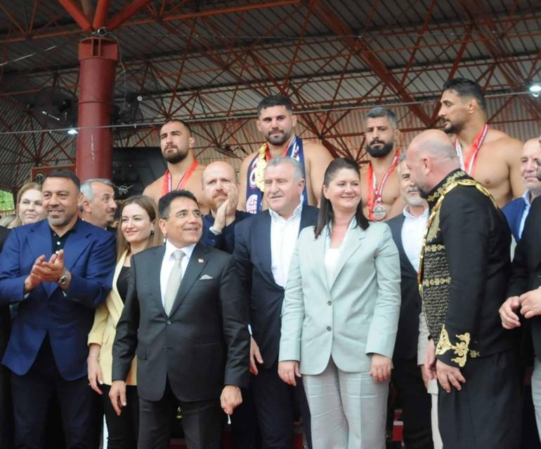 665’inci tarihi Kırkpınar Yağlı Güreşleri’nde başpehlivan Erkan Taş oldu
