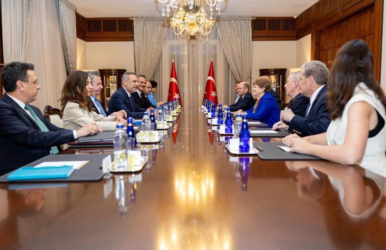 Bakan Fidan, ABD Senatosu NATO Gözlem Grubu Eş Başkanı Shaheeni kabul etti