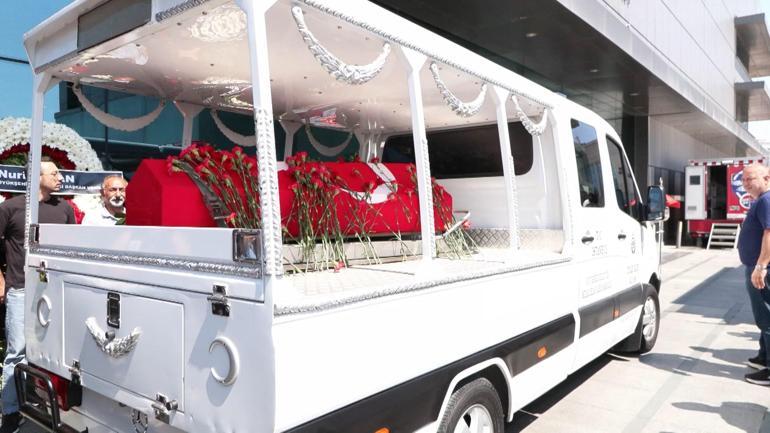 Usta oyuncu Zihni Göktay için Harbiyede tören düzenlendi
