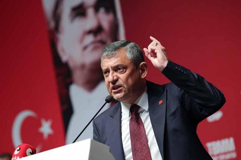Özgür Özel: Bu millet çaresiz değildir, seçeneksiz değildir
