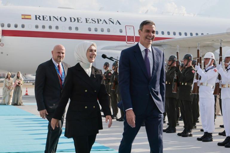 Liderlerin NATO Zirvesi kapsamında Ankaraya gelişleri sürüyor