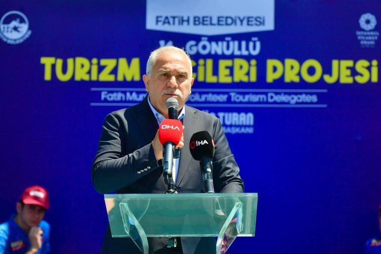 Fatih’te 330 gönüllü turizm elçisi göreve başladı