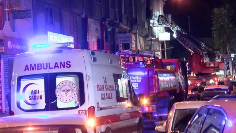 Küçükçekmecede 5 katlı iş hanında çıkan yangın söndürüldü