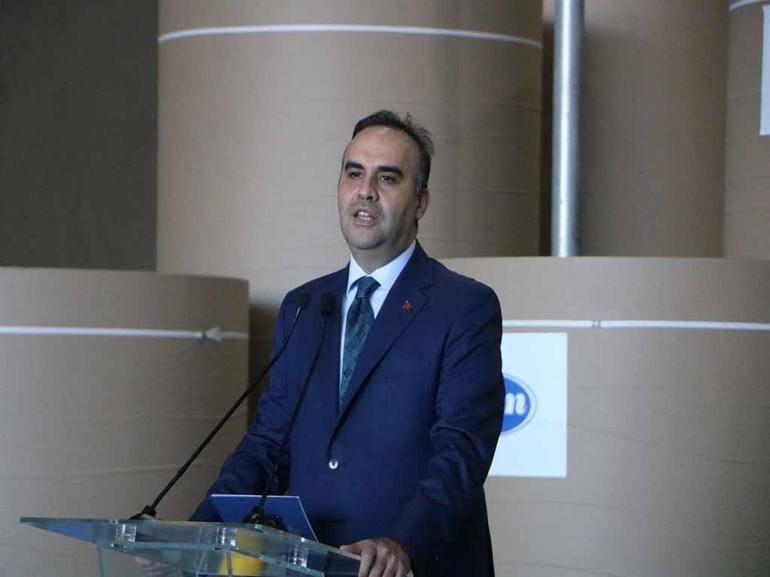 Bakan Kacır: Hasımlarına caydırıcılığıyla net mesaj veren bir Türkiye var