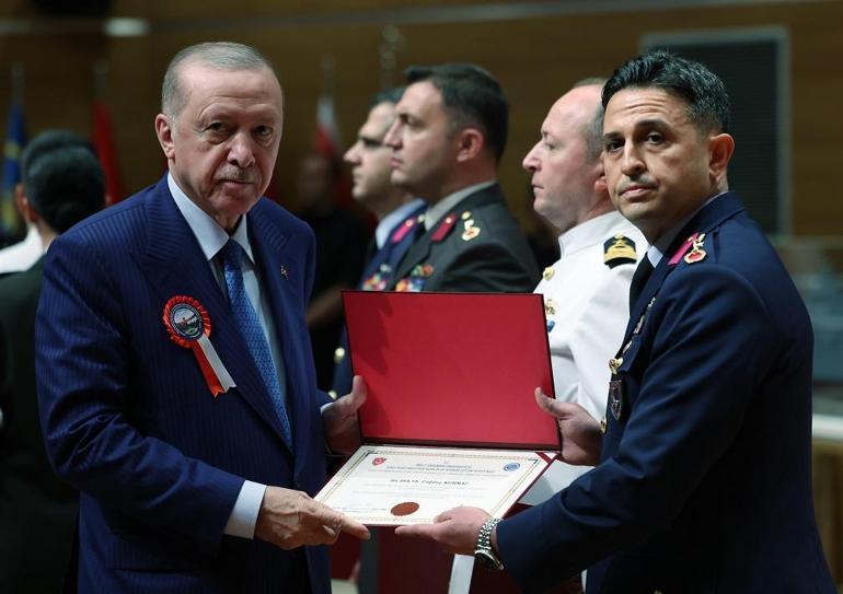Cumhurbaşkanı Erdoğan: Terörsüz Türkiye sürecimizin başarıya ulaşmasıyla içeride ve dışarıda yeni bir hikaye yazmaya başlayacağız