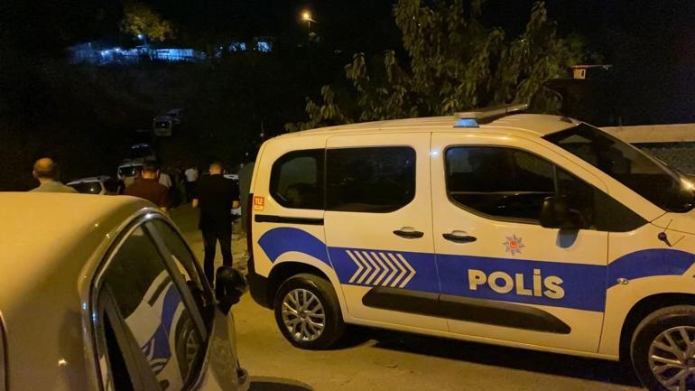 Arnavutköyde boşandığı eşi ve oğlunu tüfekle öldürüp intihar etti; cenazeler Adli Tıp Kurumundan alındı
