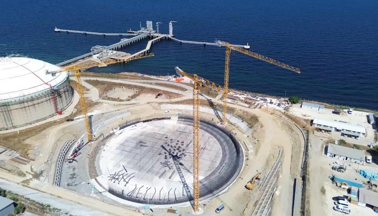 Bakan Bayraktar: Marmaraereğlisinde LNG depolama kapasitesini 415 bin metreküpe çıkarıyoruz