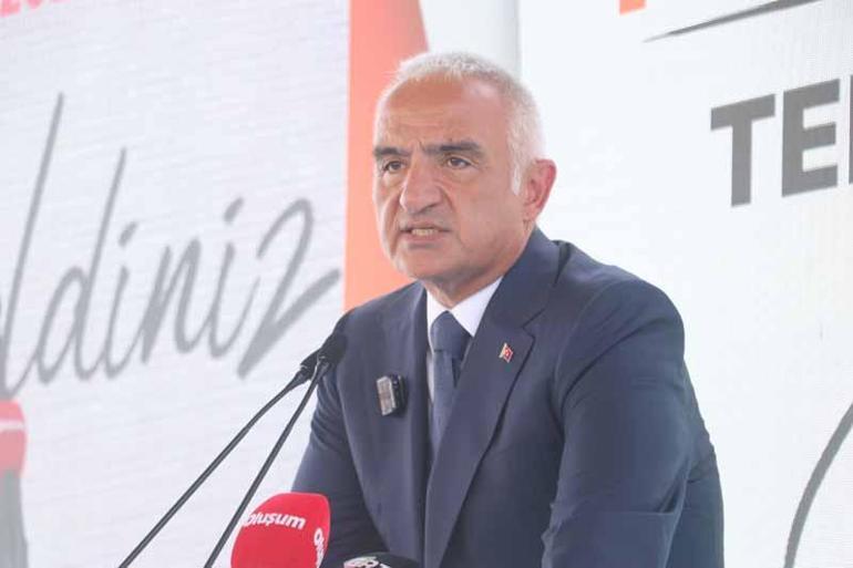 Bakan Ersoy: Çingene Kızı Mozaiğinin 13üncü panelinin getirilmesinin mutluluğunu yaşıyoruz