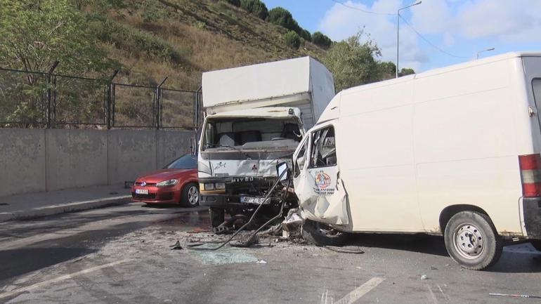 Esenlerde beş aracın karıştığı zincirleme kaza: 3 yaralı