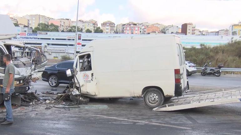 Esenlerde beş aracın karıştığı zincirleme kaza: 3 yaralı