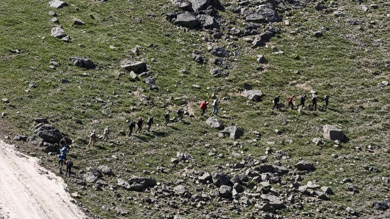 4 bin 135 rakımlı Cilo Sat Dağında kayıp dağcı için arama çalışması başlatıldı