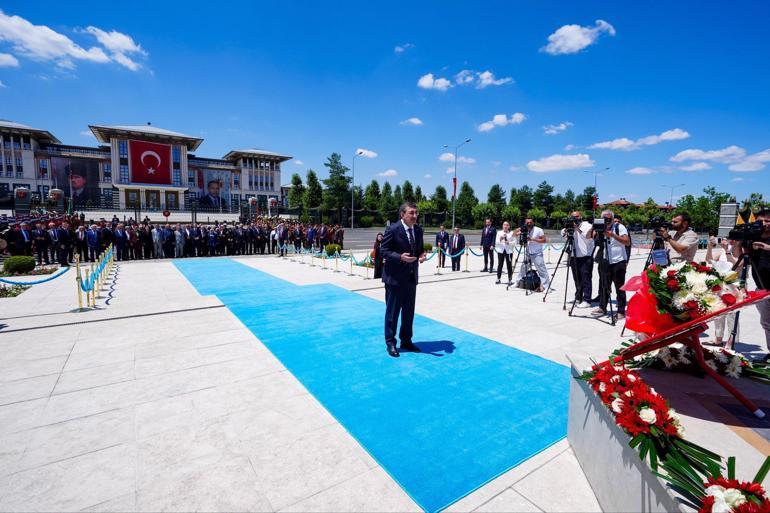 Cumhurbaşkanlığı Külliyesindeki anıtta, 15 Temmuz şehitleri anıldı