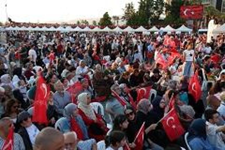 İzmir’de ‘15 Temmuz’ anma etkinliği